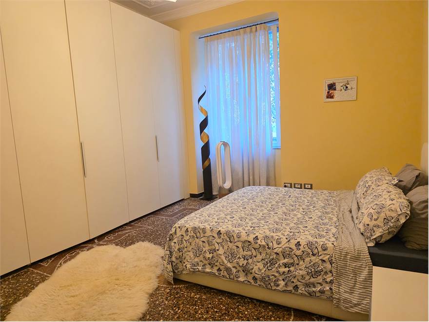 camera 1