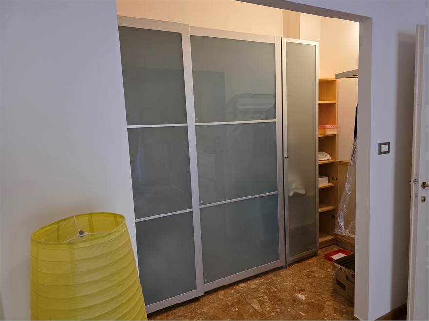 cabina armadi camera