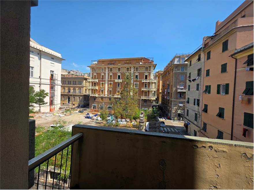 balcone 3 (camera 2)
